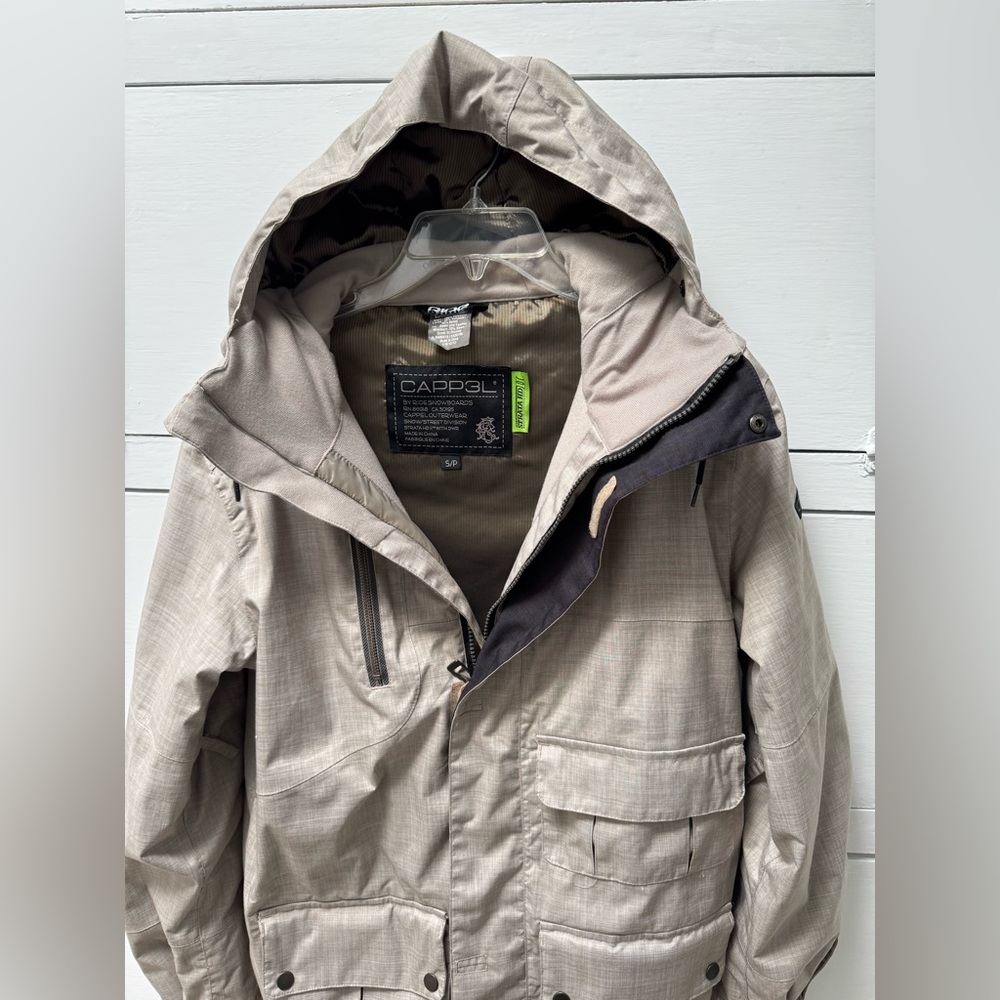 CAPP3L snowboard jacket.